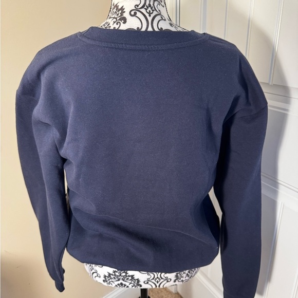 Disney Winnie the Pooh Navy Holiday Light-up Sweatshirt NWT - Picture 6 of 10